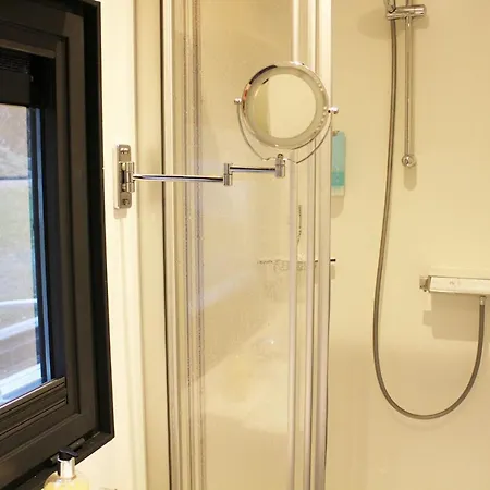 Úszó hotel Hb 8 - Hausboot Bad Bederkesa